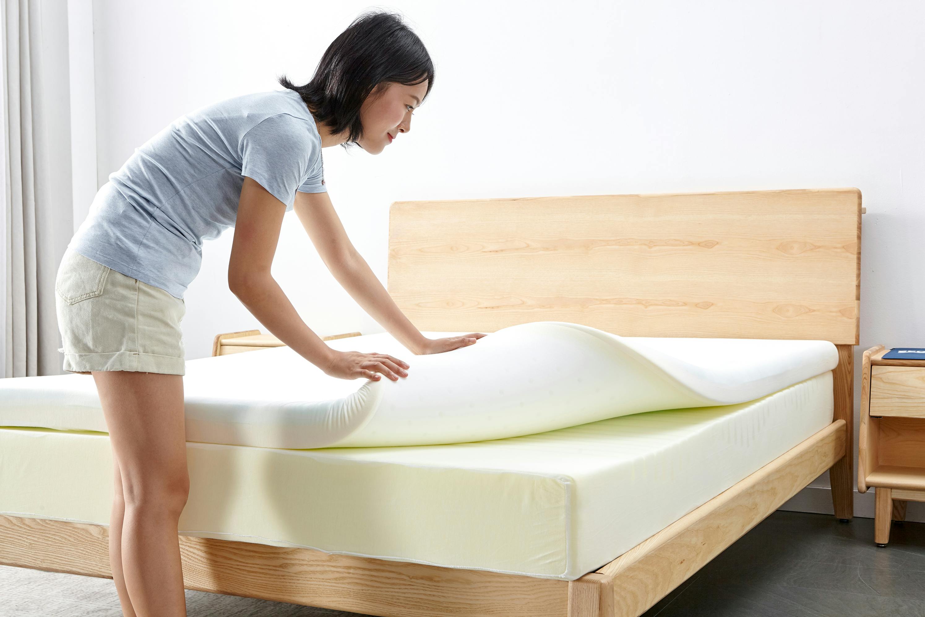 Adjustable mattress layers